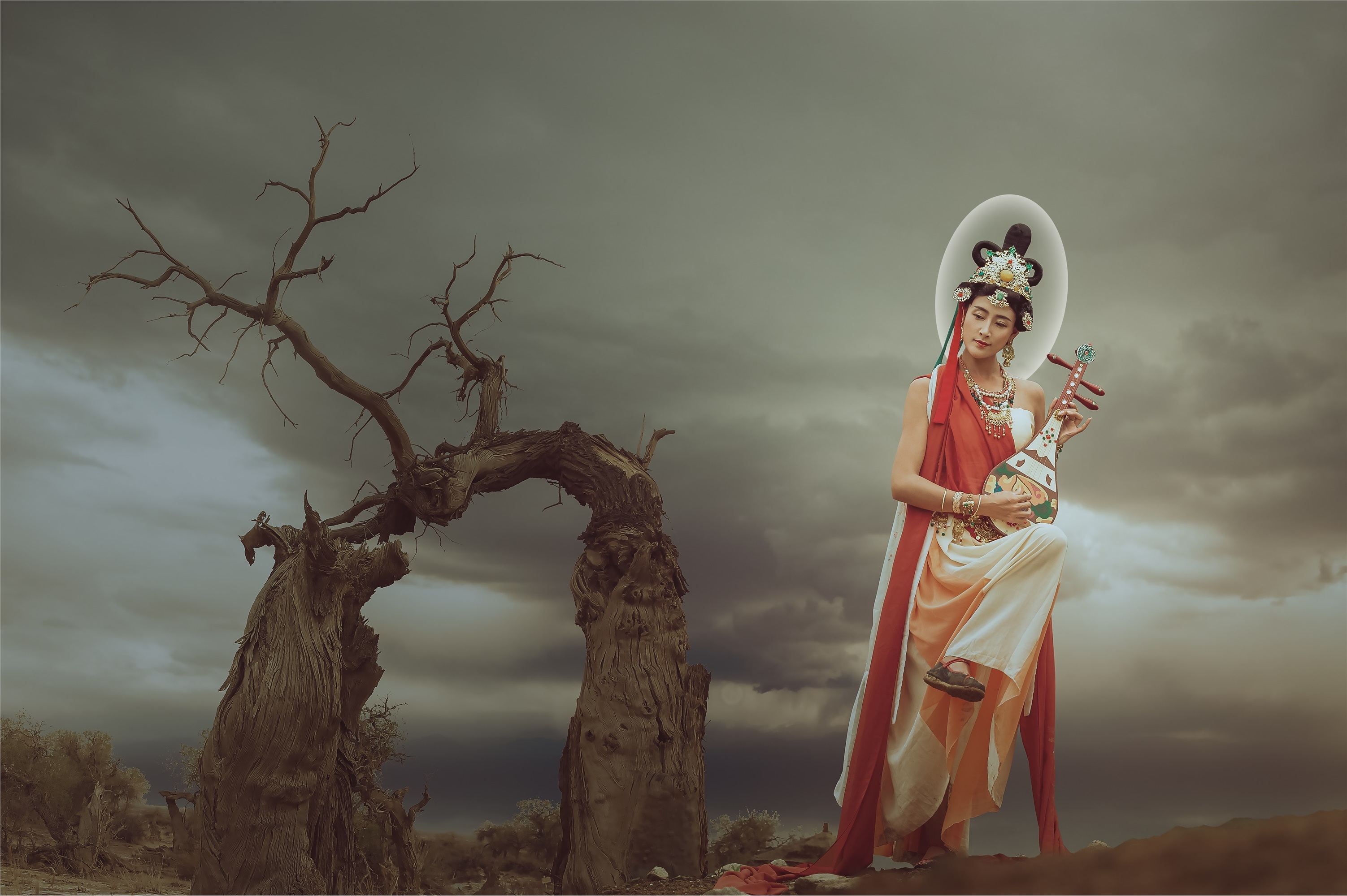 YITUYU艺图语 2021.07.14 大漠胡杨情 婉君